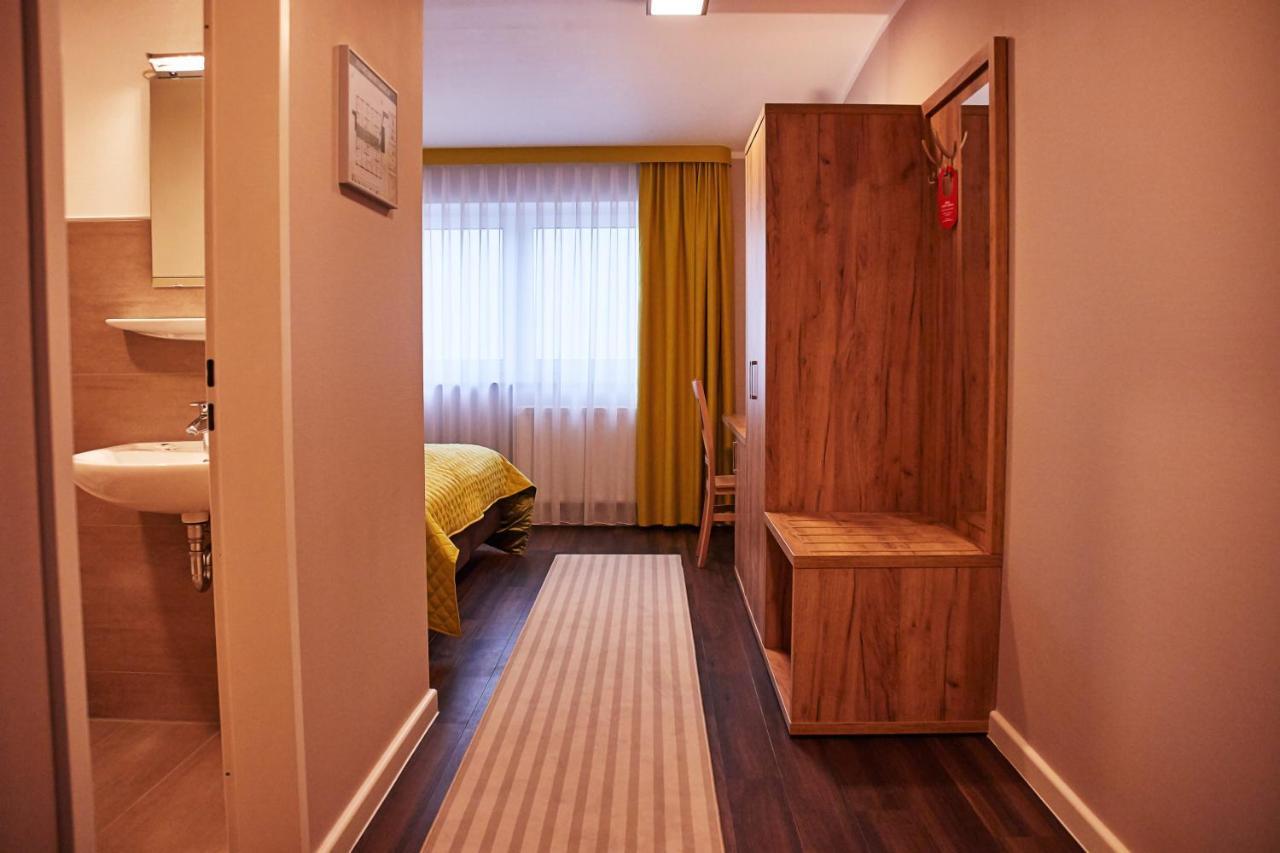 Joos Hotel Bergheim  Ngoại thất bức ảnh